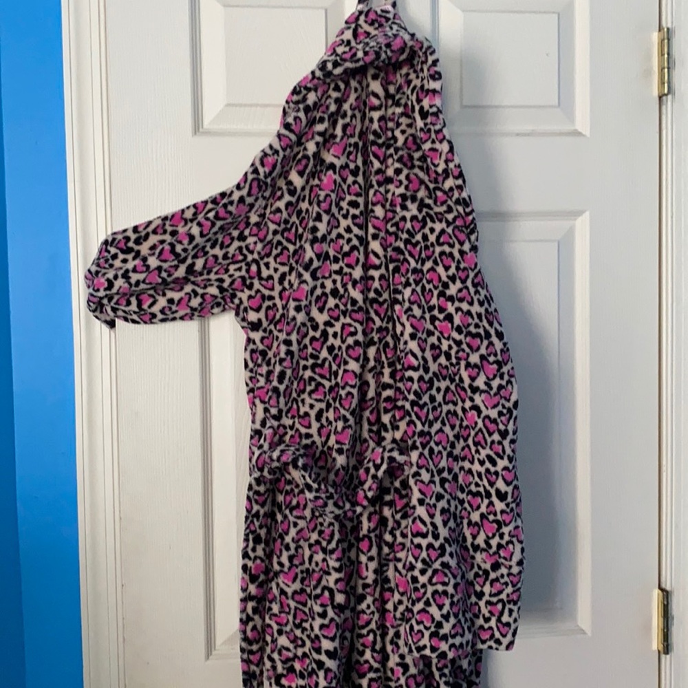 VICTORIA SECRET CHEETAH PRINT ROBE